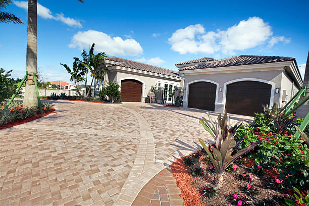 Best Driveway Paving Contractor  in University At Buffalo, NY